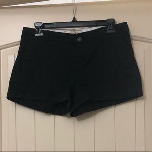 Old Navy Perfect 3 1/2 Inch Shorts- Black, Size 4